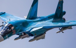 Cận cảnh màn không kích của Su-34: Uy lực và hủy diệt đến kinh ngạc