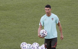 Cầu thủ Kuwait lập kỷ lục của bóng đá thế giới, thách thức Ronaldo