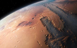 Phát hiện ra một sông băng tiềm năng nằm gần bề mặt Sao Hỏa, phù hợp làm nơi xây căn cứ cho các nhà du hành sau này