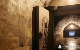 Những lăng mộ cổ đại đều bị đóng chặt từ bên trong, làm thế nào để người thợ cuối cùng thoát ra?