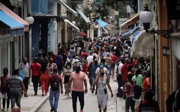 Nga gửi lô hàng viện trợ nhân đạo tới Cuba để hỗ trợ chống Covid-19