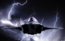 Tai nạn khó đỡ khi ‘tia chớp’ F-35B của Mỹ bị tia chớp thật ‘hạ gục’