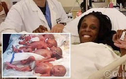 Bà bầu siêu âm 7 thai nhi nhưng đẻ ra tận 9 đứa, mỗi ngày thay tã 100 lần muốn rụng tay