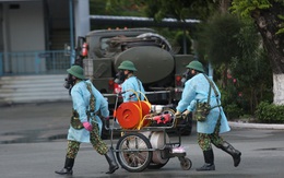 TP.HCM sẽ phong tỏa 16 khu phố ở quận 7; Một bị can tử vong ở Trại tạm giam Chí Hòa, dương tính Covid-19