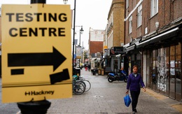 Anh ghi nhận số ca tử vong vì COVID-19 cao kỷ lục