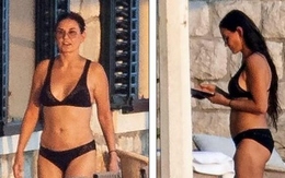 Demi Moore diện bikini nóng bỏng ở tuổi 59