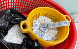 TP.HCM: Bắt kẻ cầm đầu đường dây sản xuất thuốc điều trị Covid-19 giả cực lớn