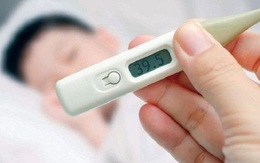 Cách phân biệt sốt sau tiêm vaccine COVID-19 với các bệnh khác