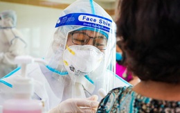 Sau tiêm vaccine phòng COVID-19: Thuốc gì được dùng, thuốc gì tuyệt đối tránh