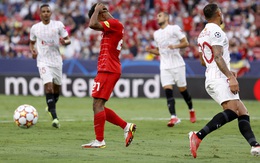 Sevilla chia điểm trong trận cầu lịch sử với 4 quả phạt đền chỉ trong hiệp một