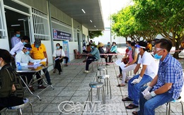 Chủ lò bánh mỳ và 7 người làm công cùng nhiễm Covid-19