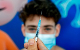 Một vaccine COVID-19 đang được sử dụng ở Việt Nam được NSX tuyên bố an toàn cho trẻ từ 5-11 tuổi