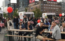 Trở về cuộc sống trước dịch Covid-19 không còn là “giấc mơ xa vời” ở một số nước châu Âu