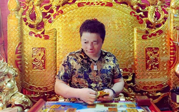 Vì sao người xưng 'Ngọc hoàng đại đế giáng trần' trị Covid-19 bị cách ly 14 ngày, chưa thể gặp cơ quan chức năng?