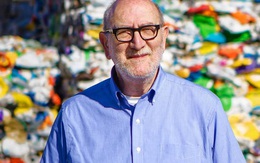 Làm giàu không bao giờ là quá muộn: Bị sa thải khi 64 tuổi, người đàn ông tự thành lập công ty riêng dù nhà đầu tư chỉ trích 'hết tuổi rồi, hãy nghỉ hưu đi!'