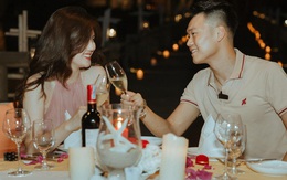 Hội tuyển thủ tạm biệt năm 2021: Thành Chung khoe ảnh cầu hôn bạn gái, Đình Trọng bị giục lấy vợ