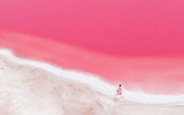 Hồ nước màu hồng kỳ diệu ở Australia