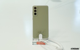 Trên tay Galaxy S21 FE 5G: thiết kế thời trang, cầm nắm gọn gàng, có 3 phiên bản, giá "chất" cho fan