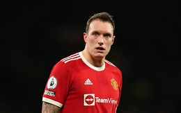 Phil Jones đã vượt qua 2 năm địa ngục như thế nào?