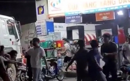 Không được mua đầy can 5 lít, khách ẩu đả với nhân viên cây xăng ở TP.HCM