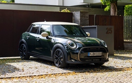 Khám phá Mini Cooper S 5-Cửa Resolute Edition giá 2,3 tỷ đồng