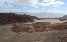 Giải mã mỏ vàng của vua Solomon ở Israel