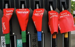 Hàng loạt trạm xăng thiếu nhiên liệu, Pháp xả kho dự trữ dầu chiến lược