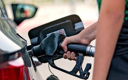 Giá xăng dầu trong nước dự báo sắp tăng mạnh