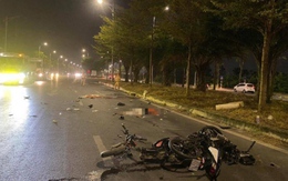 Hà Nội: Xe máy tông xe điện trong đêm, 4 người thương vong