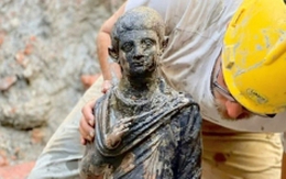 Italy: Khai quật được đồ cổ bằng đồng đặc biệt