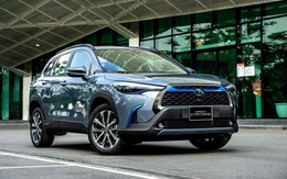 Toyota Corolla Cross sắp bỏ bớt phiên bản chạy xăng