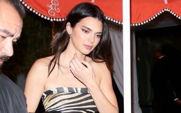 Kendall Jenner gợi cảm đi dự tiệc sau khi chia tay bạn trai cầu thủ