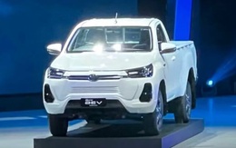 Toyota chơi lớn tung concept Toyota Hilux thuần điện tại Thái Lan