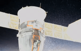 Tàu vũ trụ trên trạm ISS bị rò rỉ chất lỏng nghiêm trọng