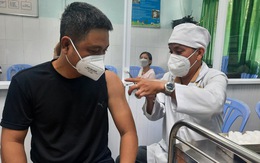 Có cần tiêm vắc xin phòng COVID-19 mũi 5 không?