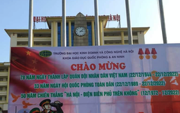 Bộ GD-ĐT lên tiếng về việc trường ĐH in pano có hình cờ Trung Quốc