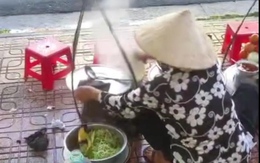 Khánh Hoà: Người bán bún đổ thức ăn thừa vào nồi nước dùng