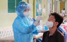 Loạt gói thầu vật tư y tế chống dịch COVID-19 ở TP HCM nâng giá bán cao bất thường