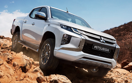 Bảng giá xe Mitsubishi tháng 12: Mitsubishi Triton được tặng camera lùi