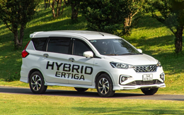 Suzuki Ertiga hybrid giảm giá còn 495 triệu: Rẻ và ăn ít xăng nhất phân khúc, cố cạnh tranh Xpander