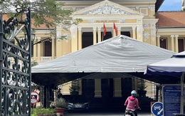 Hình ảnh "lạ" ở TAND TP HCM trước buổi xét xử CEO Nguyễn Thái Luyện