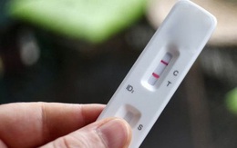 Người đàn ông xét nghiệm 78 lần trong 14 tháng mà vẫn dương tính với COVID-19, cách ly lâu tới nỗi trầm cảm nặng