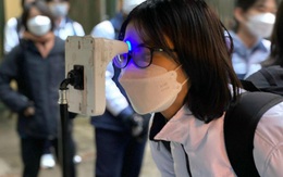 Phụ huynh phản ứng vì phải chi trả phí xét nghiệm Covid-19 trước khi con đến trường