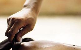 Cạo gió có nhanh 'thổi bay' Covid-19?