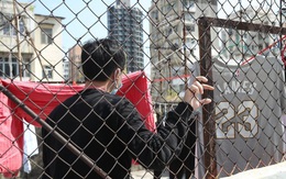 Hong Kong: Mắc Covid-19 phải lên sân thượng hoặc ra đường ngủ