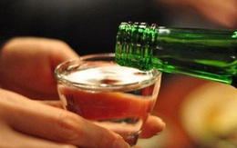 Uống rượu có sát khuẩn họng, ngăn ngừa lây nhiễm COVID-19?