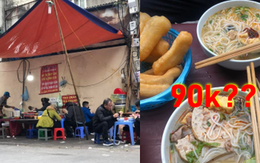 Cận cảnh bát bún 90k ngày Tết ở Hà Nội, khách ăn xong phải bĩu môi lẹ: Hèn gì lo thu tiền trước, chắc sợ thấy xong chạy mất dép!