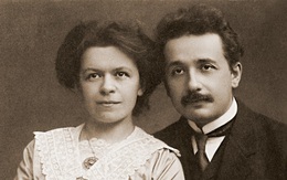 Người vợ khốn khổ của thiên tài Albert Einstein: Giỏi giang chẳng kém chồng nhưng chọn hy sinh vì gia đình rồi chỉ nhận về toàn đắng cay