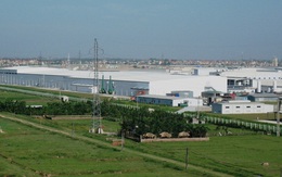 Nhà đầu tư giữ chặt đất “chờ thời”