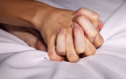 Khỏi COVID-19 có thể quan hệ tình dục ngay được không?